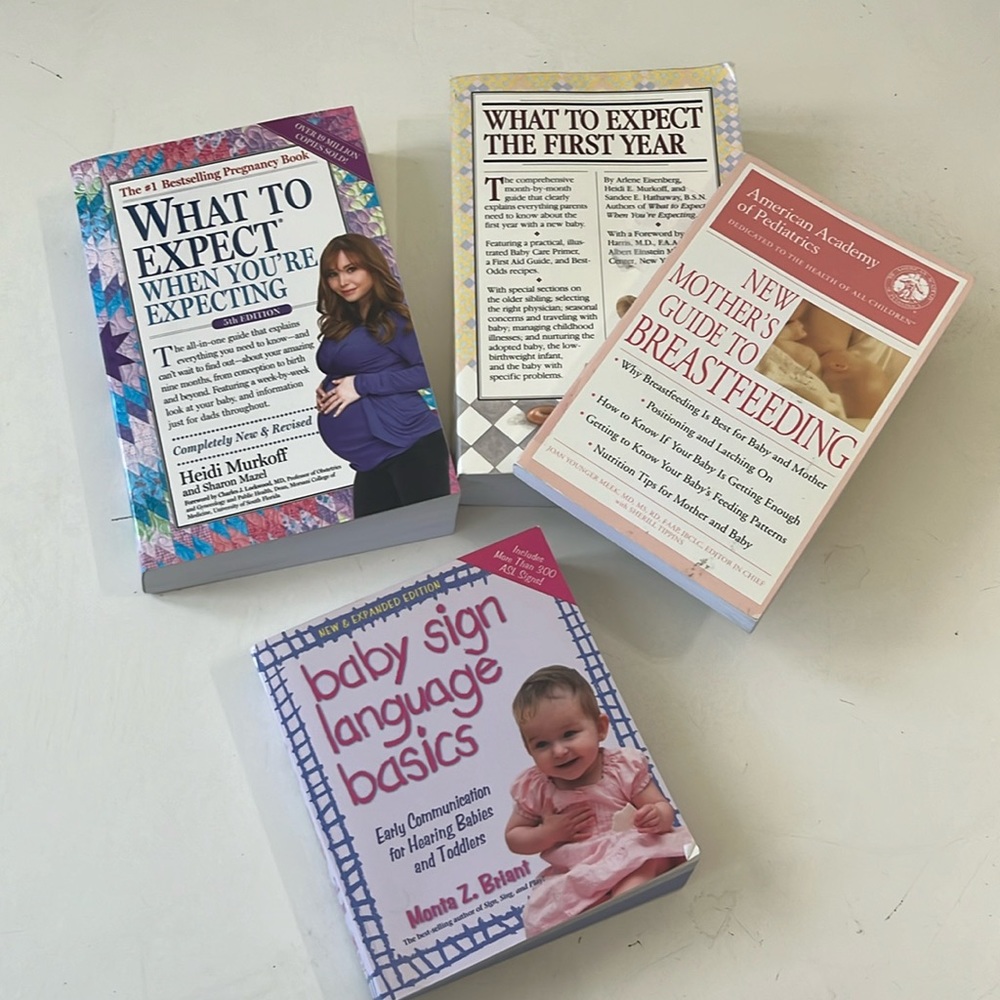 “What to expect “ book set